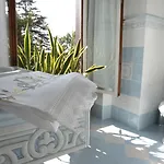 Quiete Hotel 4*