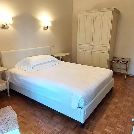 Quiete Hotel 4*