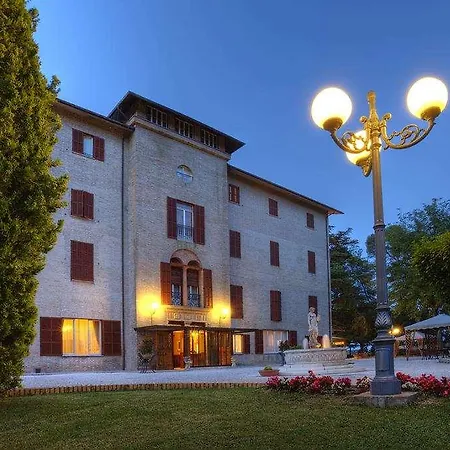 Quiete Hotel 4*