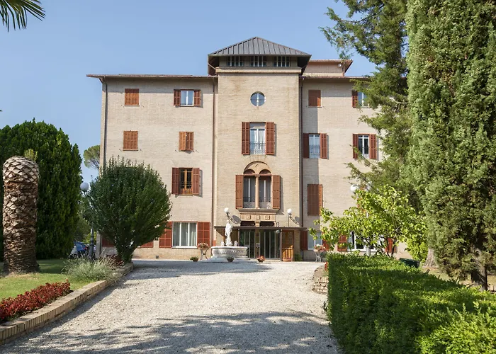 皮耶泰别墅酒店